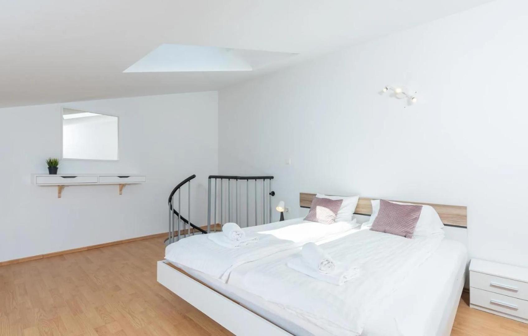 Apartment Near The Center/Beach Pola Esterno foto