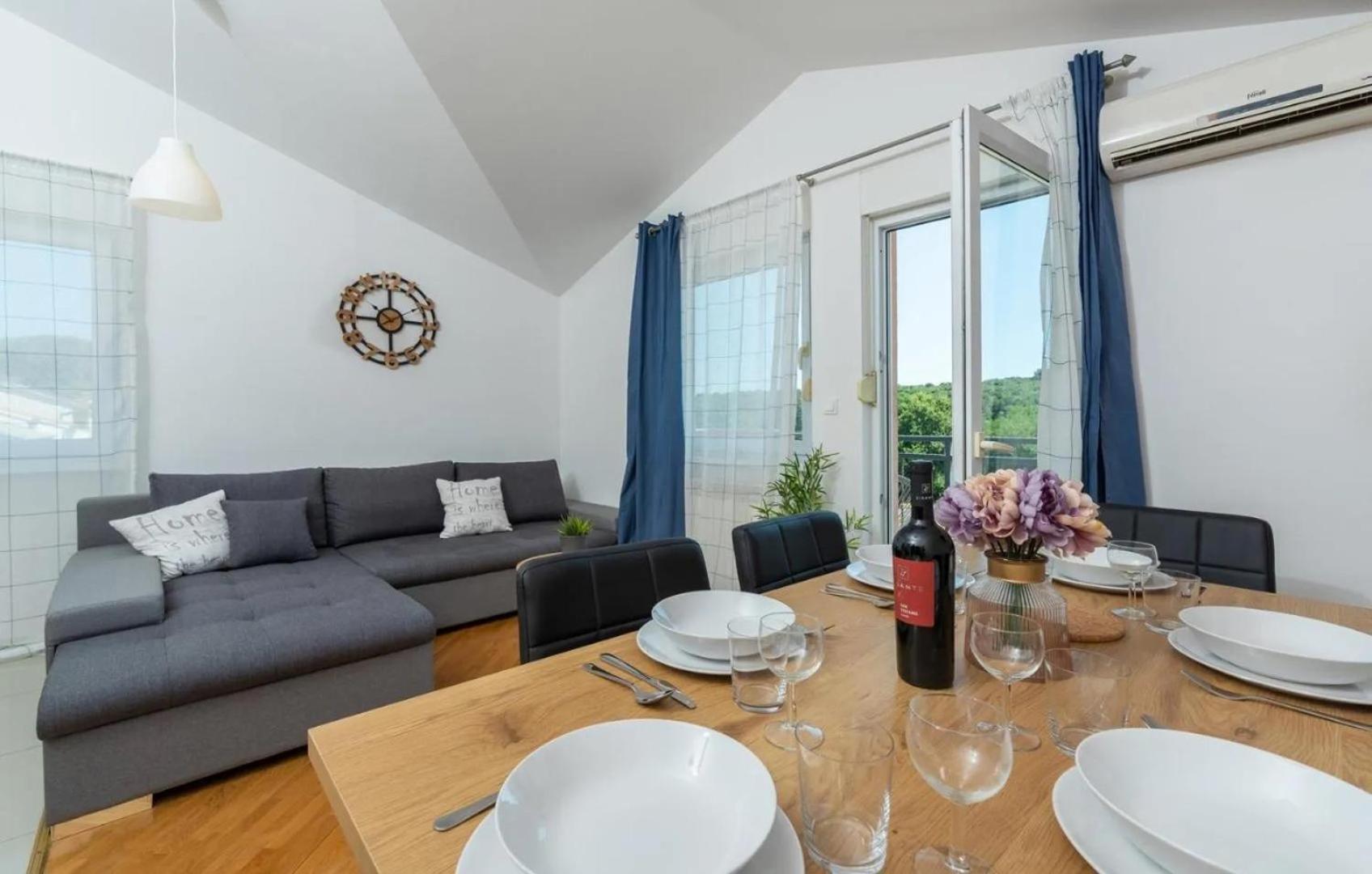 Apartment Near The Center/Beach Pola Esterno foto